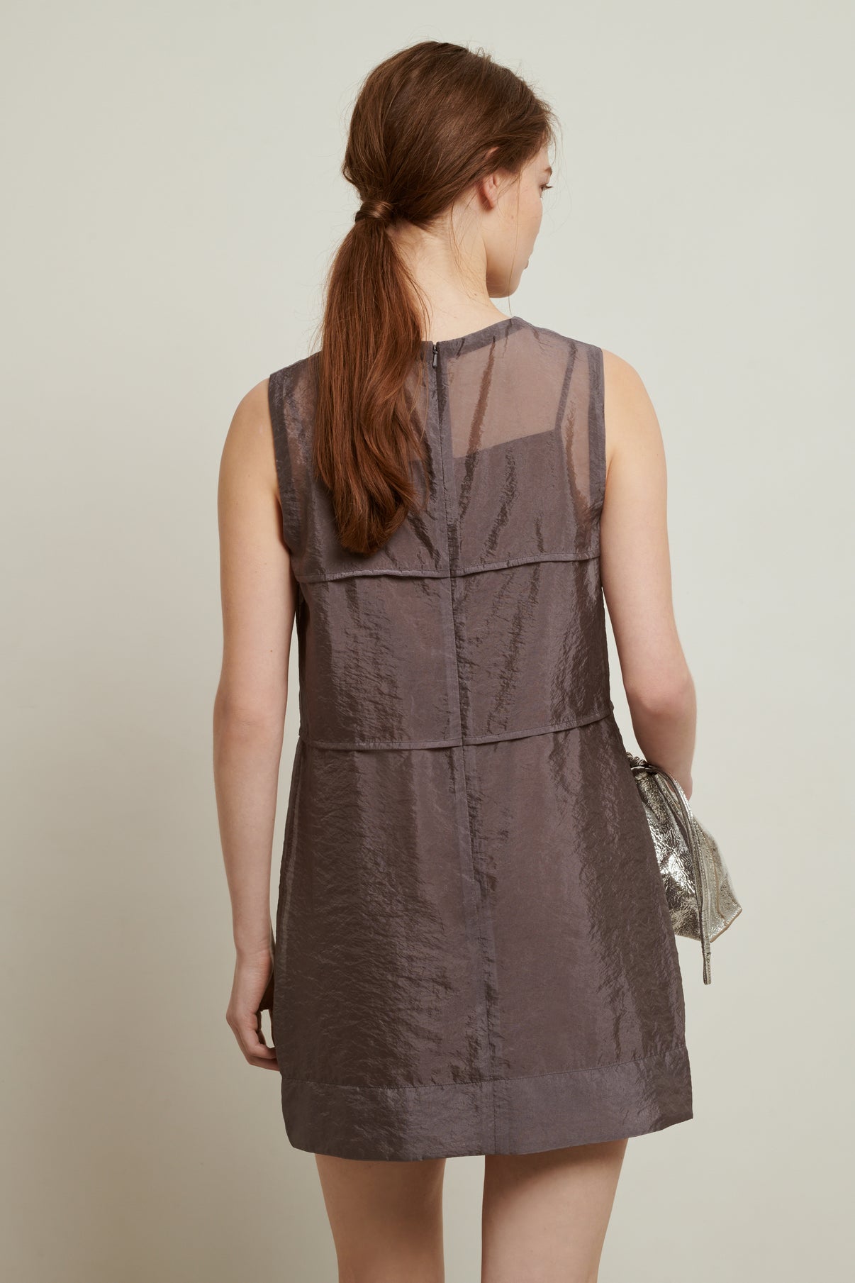 CLAIRE BROWN DRESS vue 3