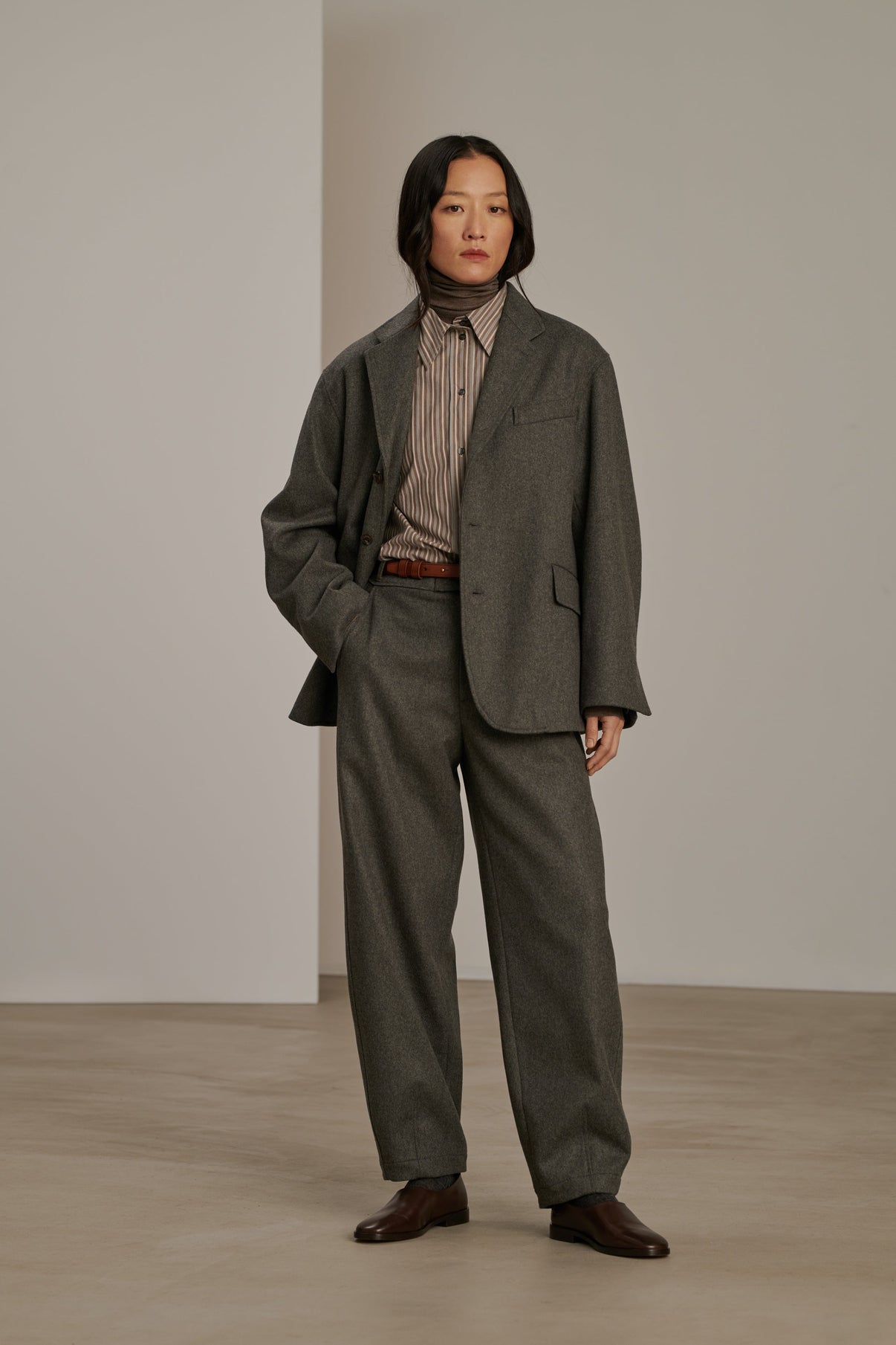PANTALON BARRIE  GRIS vue 5