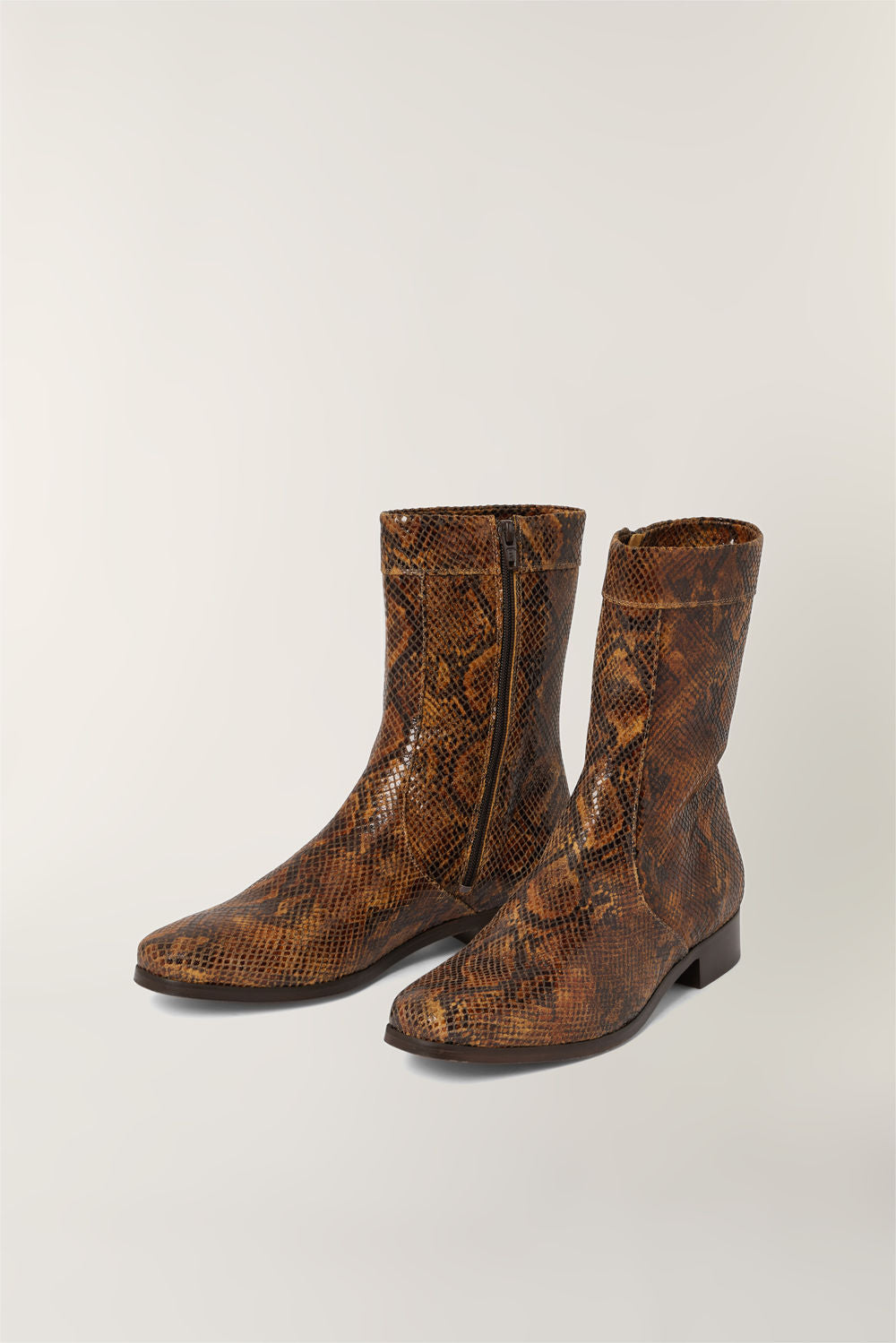 ÉCAILLE PYTHON BOOTS